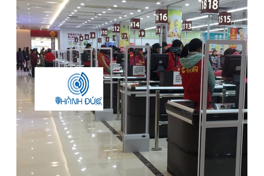Cổng từ siêu thị Nha Trang