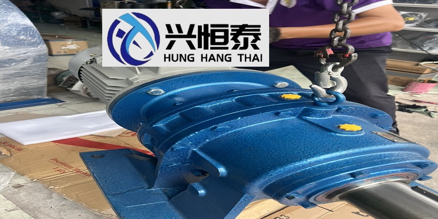 Động cơ giảm tốc tại Bình Dương