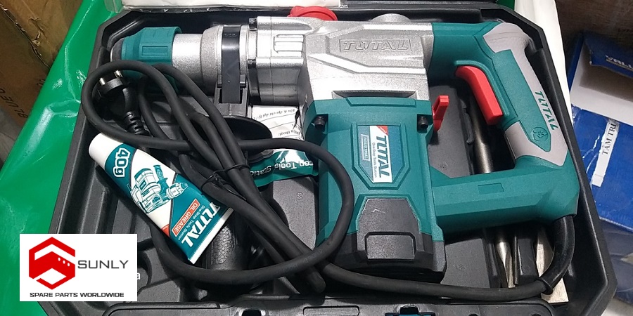 Máy Khoan Đục Bê Tông Total 1050W